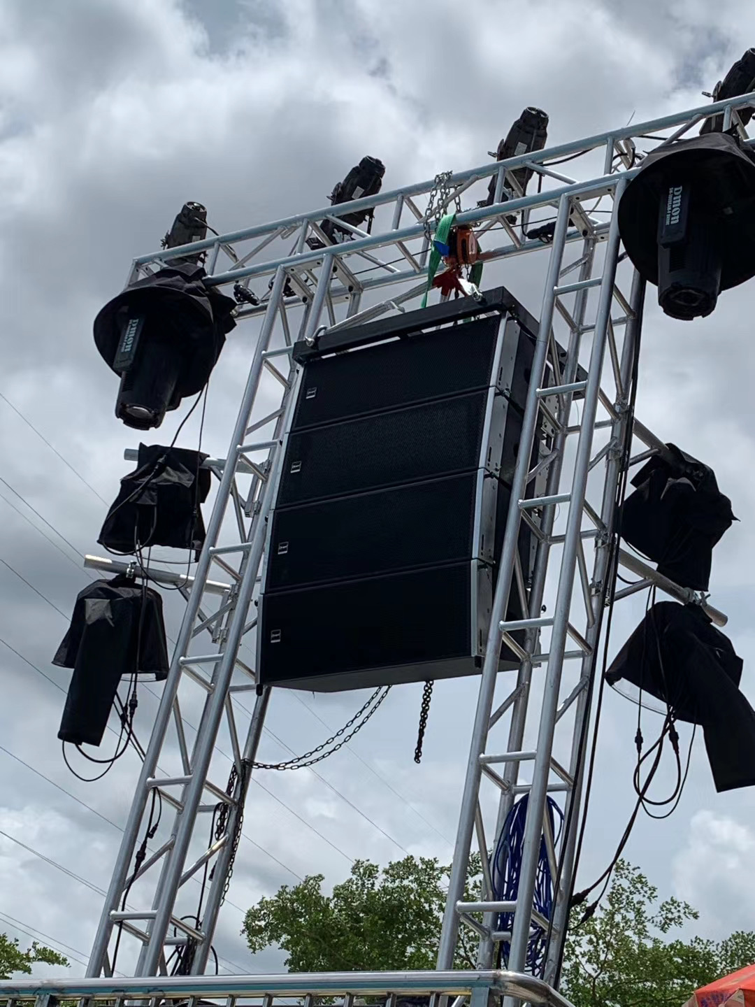 广东湛江樟树湾大酒店水上乐园