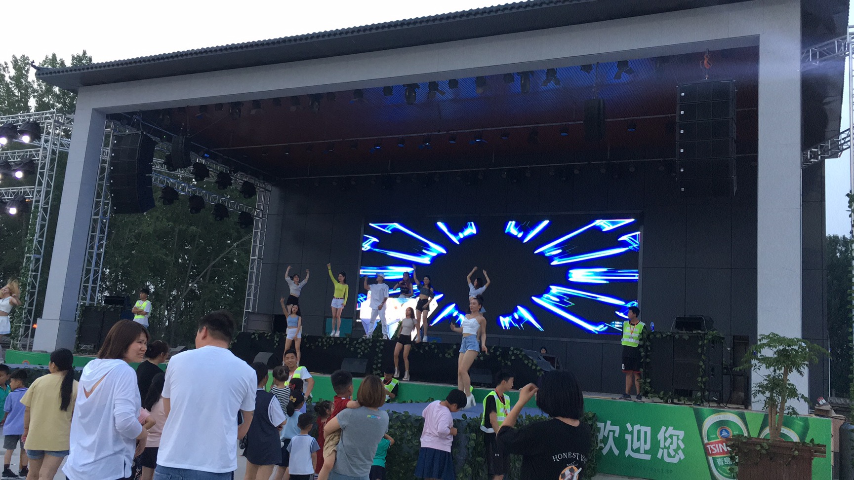 河南新乡凤湖文化广场